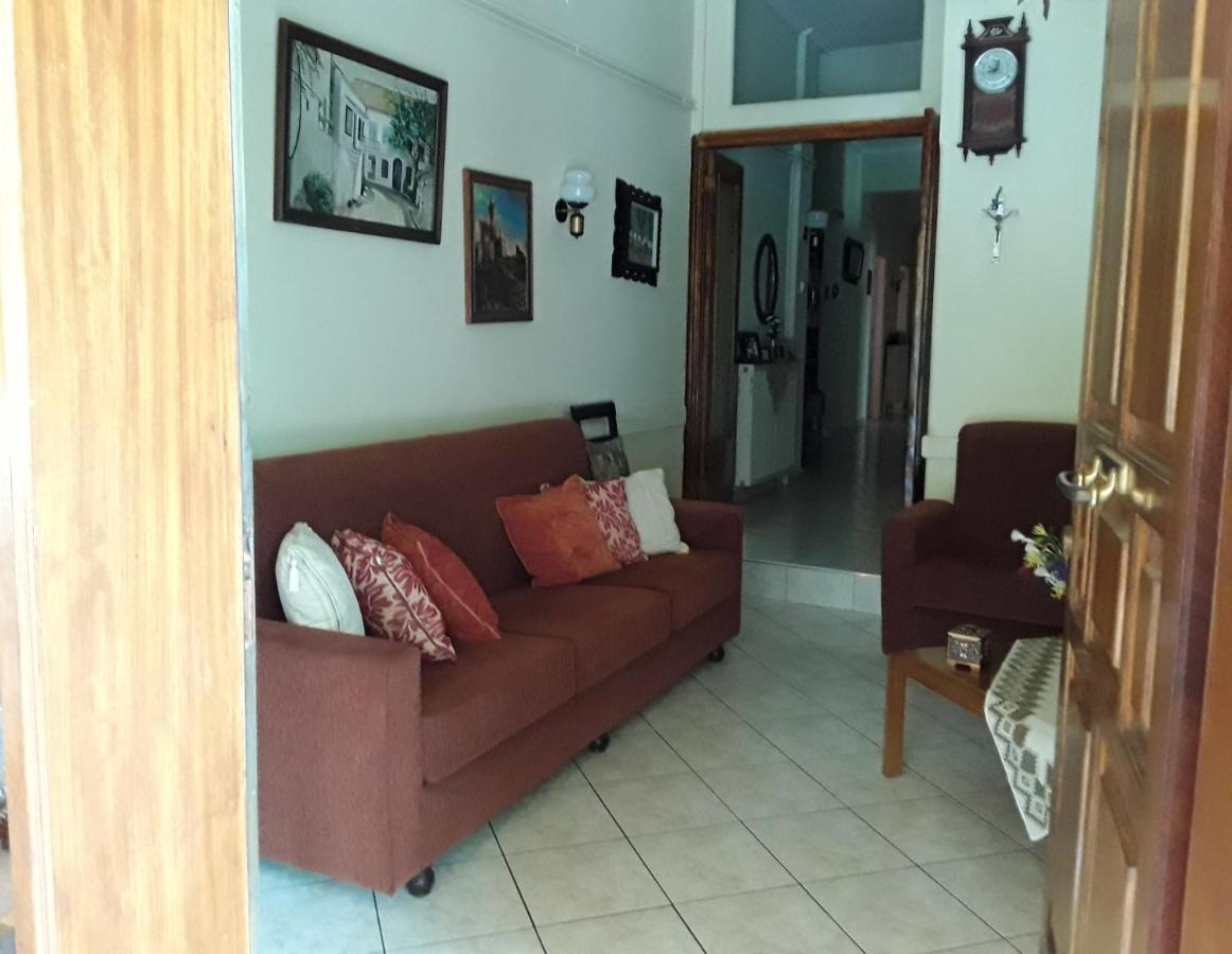 Γιαννουλα Κρετση Hotel Kamena Vourla Buitenkant foto